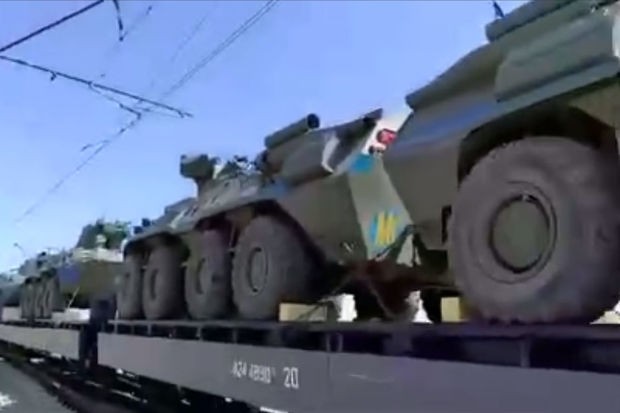 Rusiya sülhməramlıları Azərbaycanı tərk edirlər: Texnikanın ilk partiyası yolda - VİDEO