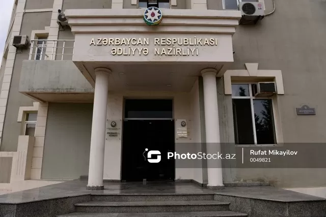Nazirliyin idarə rəisi işdən çıxarılıb