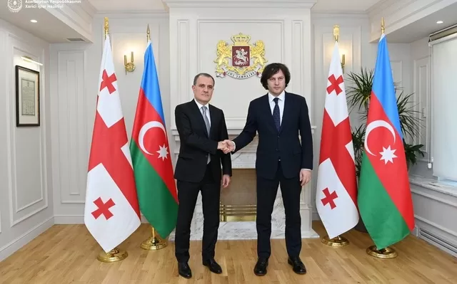 Ceyhun Bayramov Gürcüstanın baş naziri ilə görüşüb