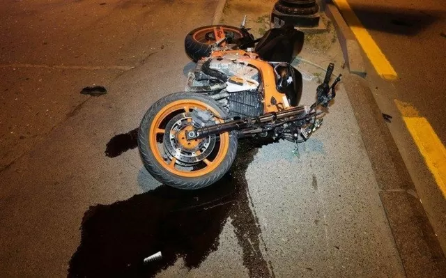 Qaraçuxurda motosiklet avtomobilə çırpıldı: Sürücü xəstəxanaya yerləşdirildi