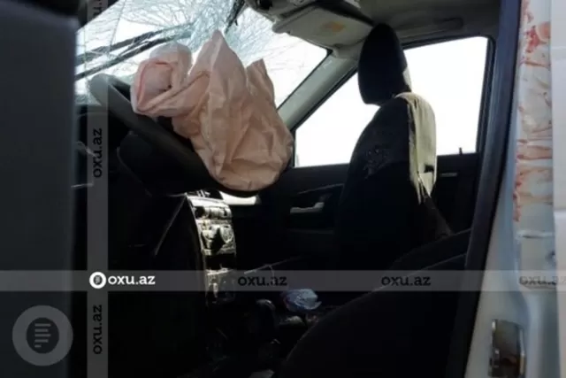 Qaxda ağır qəza: Üç nəfər ölüb, çox sayda yaralı var