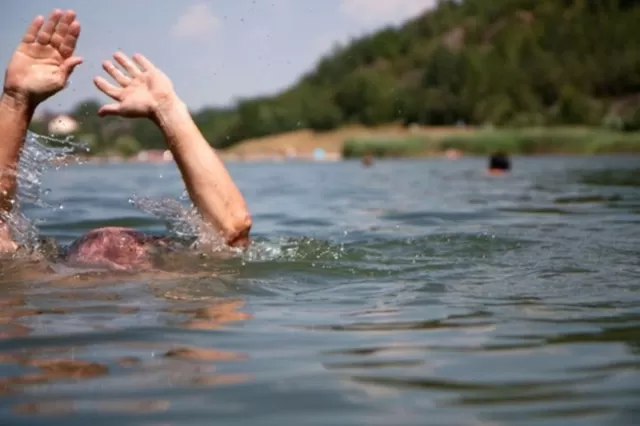 Rusiyada göldə batan azərbaycanlının FOTOSU
