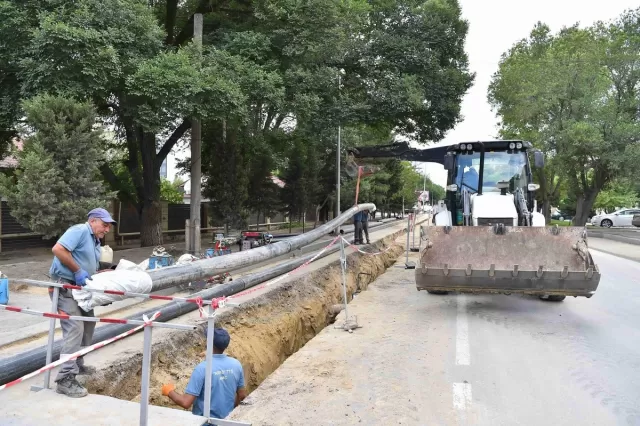 Bakıda 32 ünvanda istismar müddəti başa çatmış su xətləri yenilənir
