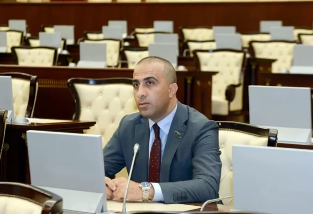 Deputat: 