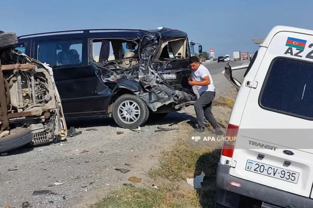 Bakı-Qazax yolunda QƏZA: Doqquz nəfər xəsarət alıb