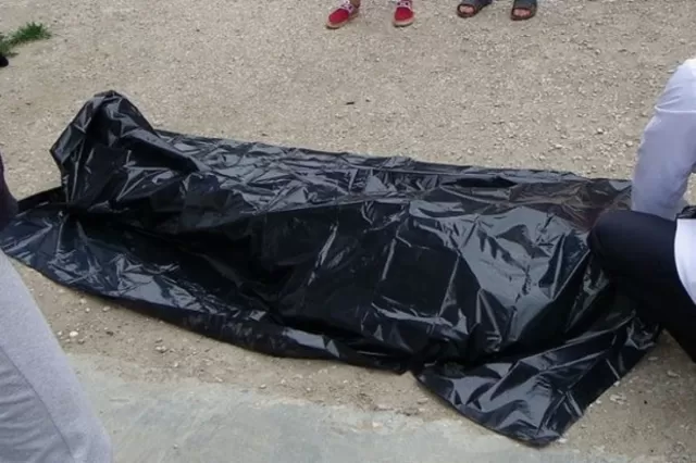 Bakı Dəniz Limanında işçi yıxılaraq ölüb