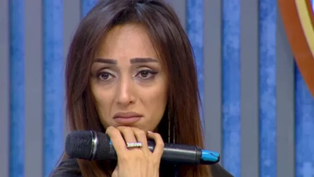Azərbaycanlı müğənni ağır xəstəlikdən əziyyət çəkir