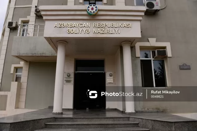 Nazirlik məlumat verir, onlar da bir müddət özlərini yığışdırırlar: 