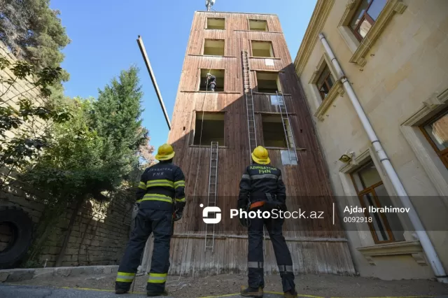Həyat xilas edən qəhrəmanlar: Azərbaycan yanğınsöndürənlərinin peşə bayramı günüdür