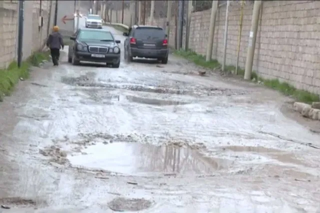 Bərbad vəziyyətdə olduğu üçün avtobusun işləmədəyi yol