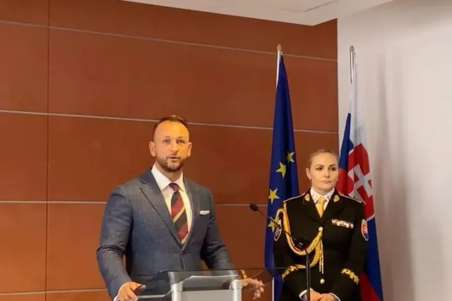 Slovakiya tarixində ilk: Polisə qadın rəhbər təyin olundu