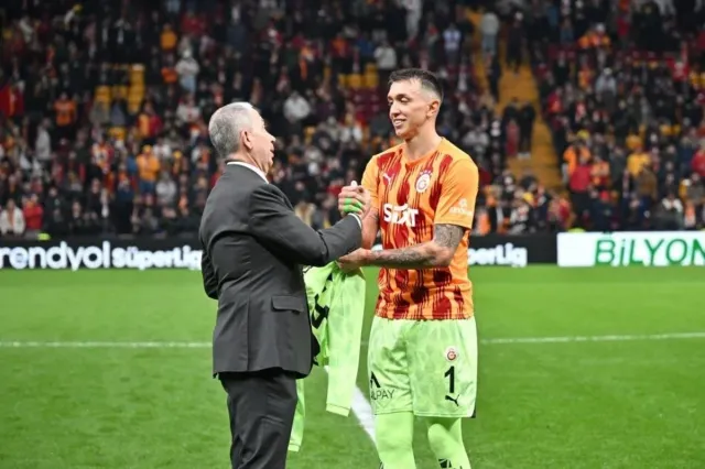 Fernando Muslera: 