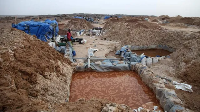 Malidə qızıl mədəni çökdü: 50-yə yaxın ölən var