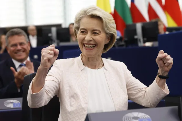 Ursula Fon der Lyayen: 