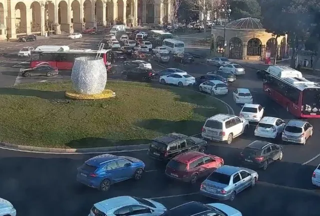 Bakıda 24 istiqamət üzrə yollarda sıxlıq müşahidə edilir - 06.03.2025