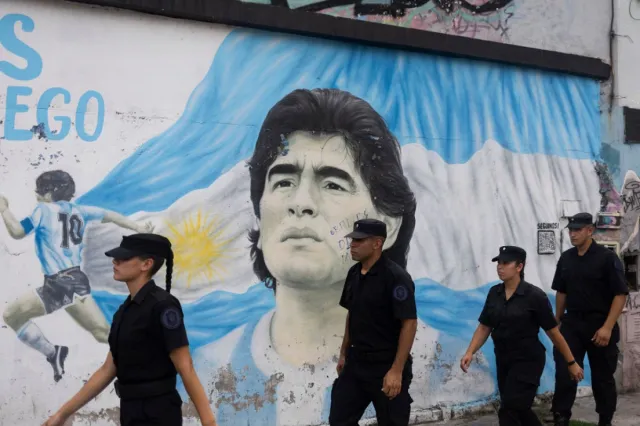 Dieqo Maradonanı müalicə edən həkimlərin məhkəməsi başlayır