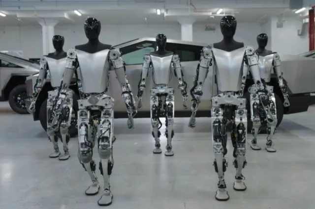 İlon Mask robot ordusu yaradacaq