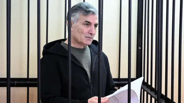 Elman Paşayevə qarşı cinayət işi üzrə istintaq yekunlaşıb