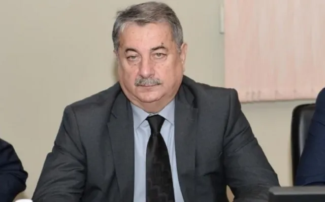 Vaqif Sadıqov: 