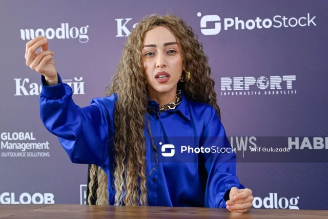 Müğənni Ofeliya Şabanova: 
