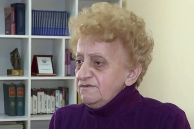 Bakıda tənha qadının evi ələ keçirilib - İDDİA
