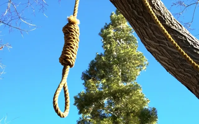 Salyanda 70 yaşlı kişi ÖZÜNÜ ASDI