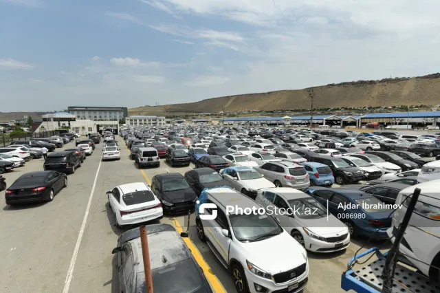 Dövlətə məxsus nəqliyyat vasitələri min manatdan başlayan qiymətlərlə satışa çıxarılır