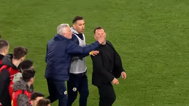 Joze Mourinyodan Okan Buruka qarşı gözlənilməz hərəkət