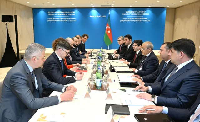 Mikayıl Cabbarov Almaniyanın biznes nümayəndələri ilə görüşüb