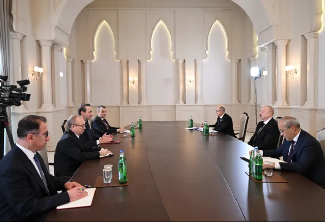 İlham Əliyev Türkiyənin enerji və təbii sərvətlər nazirini qəbul edib