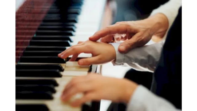 500-ə yaxın musiqi müəllimi attestasiyadan kəsildi