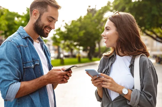 Smartfon kişilər, yoxsa qadınlar üçün daha çox ziyandır?