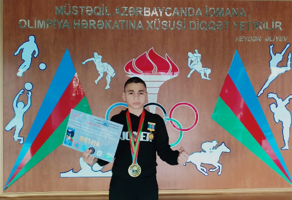Qələbəsini şəhidlərə ithaf edən gənc çempiondan təşəkkür məktubu FOTOLAR