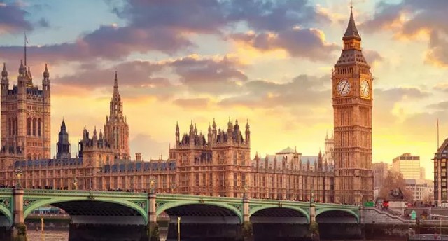 Britaniyada "British Steel" böhranı: Nəhəng şirkət bağlanmaq ərəfəsindədir
