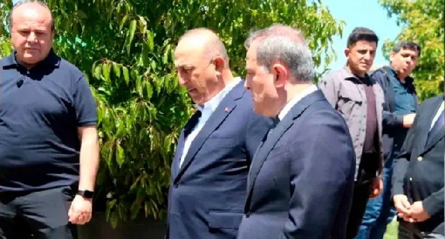 Ceyhun Bayramov Mevlüt Çavuşoğlunu ziyarət edərək başsağlığı verib
