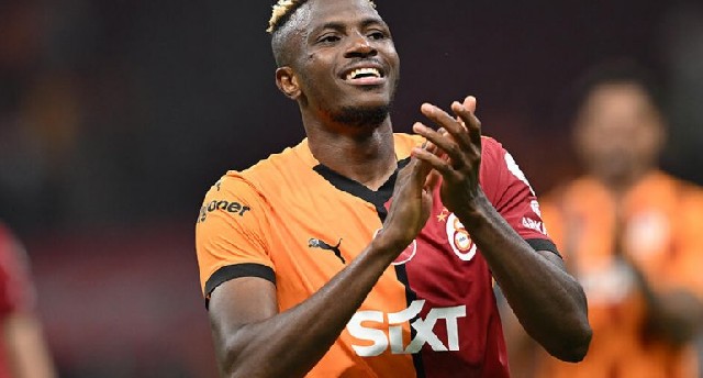 Osimhen İngiltərə nəhəngi ilə anlaşdı: Müqavilənin detalları bəllidir