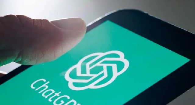 ChatGPT-yə təşəkkür etmək elektrik enerjisi israfına səbəb olur: Milyonlarla dollar...