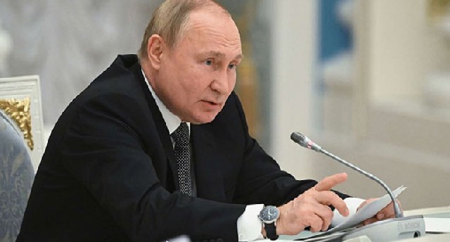 FT: Putin Ukrayna münaqişəsini dayandırmağı təklif edib