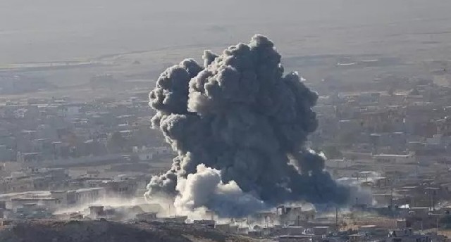 İsrail qaçqın düşərgəsini bombaladı
