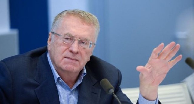 Jirinovskinin xarici pasportu 1,1 milyona satıldı