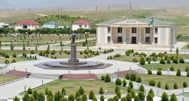 Ağdamın Kəngərli kəndinə növbəti köç karvanı yola salınıb