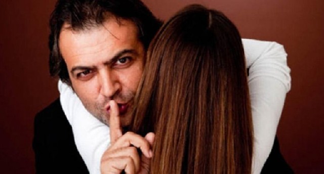 Birinin yalan danışdığını necə anlamaq olar? - Bu 4 cümlə bəs edir