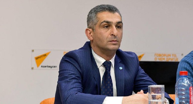 "Yuxarıda səni qoyublarsa, o demək deyil ki, bütün insanlardan ağıllısan"