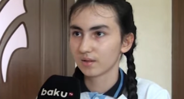 Buraxılış imtahanından maksimum bal toplayan şagird: "Şəxsi telefonum yoxdur"