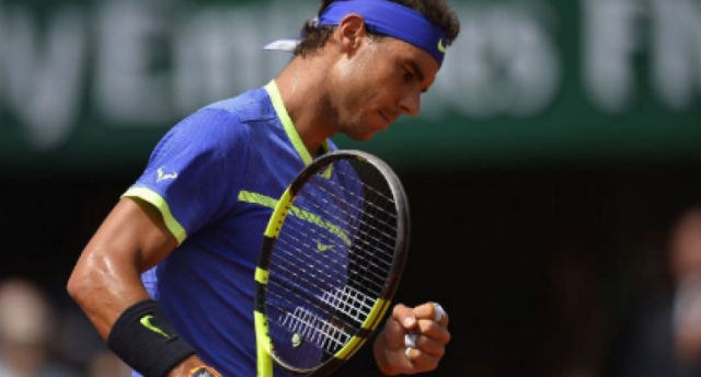 Ulduz tennisçi Rafael Nadalın raketkası rekord qiymətə satılıb