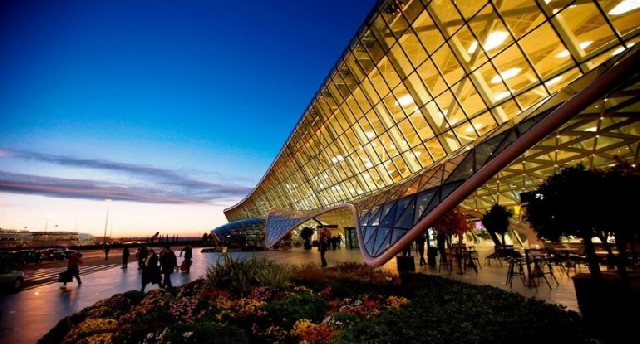 Bakı aeroportundan erməniəsilli sərnişinlərlə bağlı açıqlama