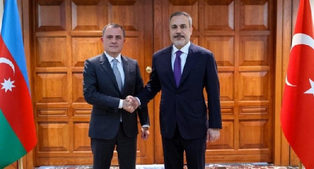 Ceyhun Bayramov və Hakan Fidan İsrailin İrana hücumunu müzakirə ediblər