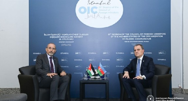 Ceyhun Bayramov iordaniyalı həmkarı ilə regional təhlükəsizliyi müzakirə edib
