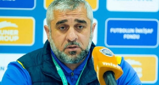 "Kəpəz"in baş məşqçisi: "Bəzi futbolçularla danışıqlar davam edir"