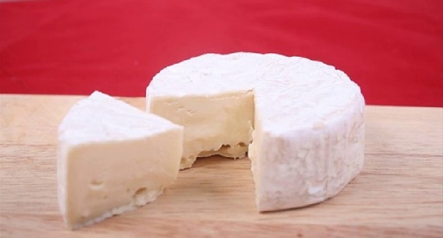Bu pendirin kiloqramı 1 700 manata satılır